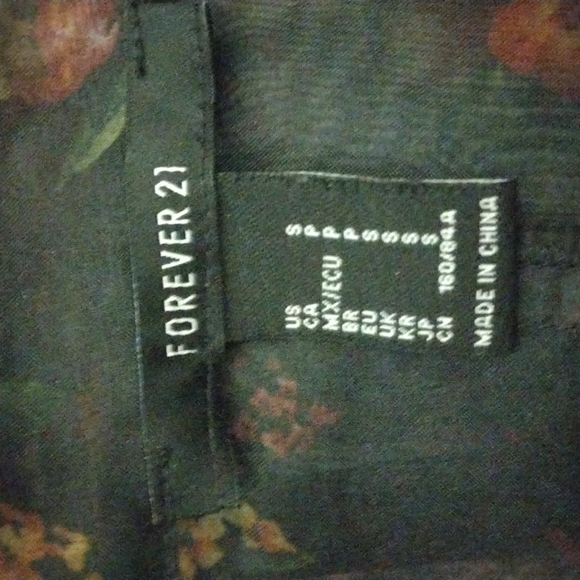 Forever 21   Sheer Floral Statement Piece - Picture 6 of 8